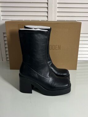 Steve Madden Black Platform Mid-Calf Heeled Boots